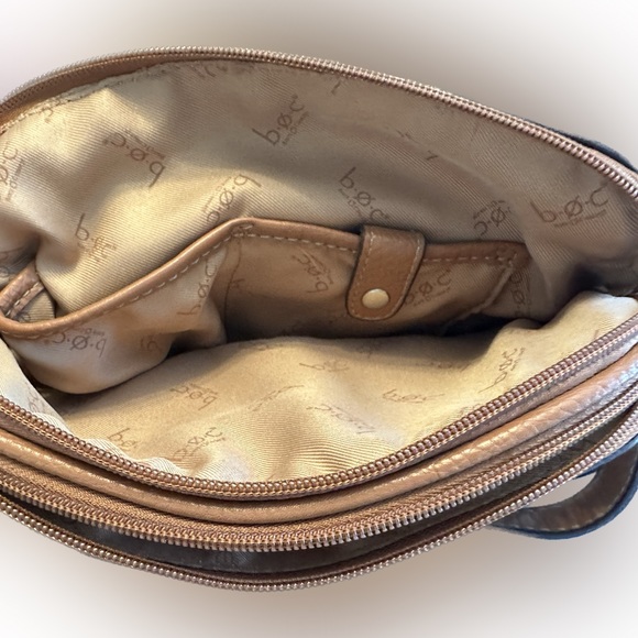 EUC b.o.c. Crossbody Purse - Picture 3 of 5